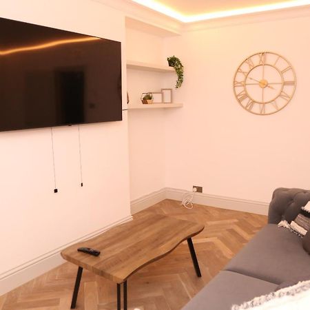 شقة Star London Edgware Road 2-Bed Haven المظهر الخارجي الصورة